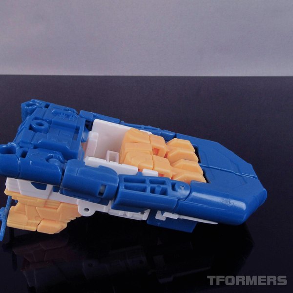 TFormers Titans Return Seaspray Photo Gallery 071 (71 of 129)